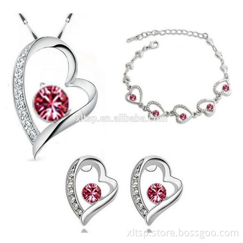 Charming hollow heart shape Bridal Wedding Cubic Zirconia Jewelry Set